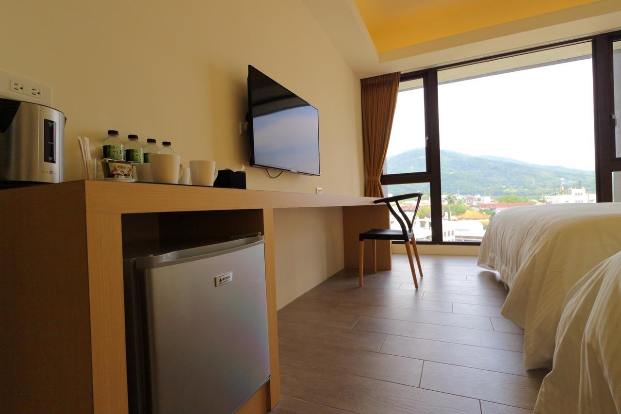 Ket Hotel Yuli Exterior foto